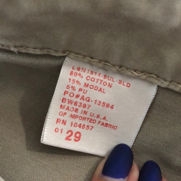 AG Patch Pocket Capri size 29 - Picture 4 of 7